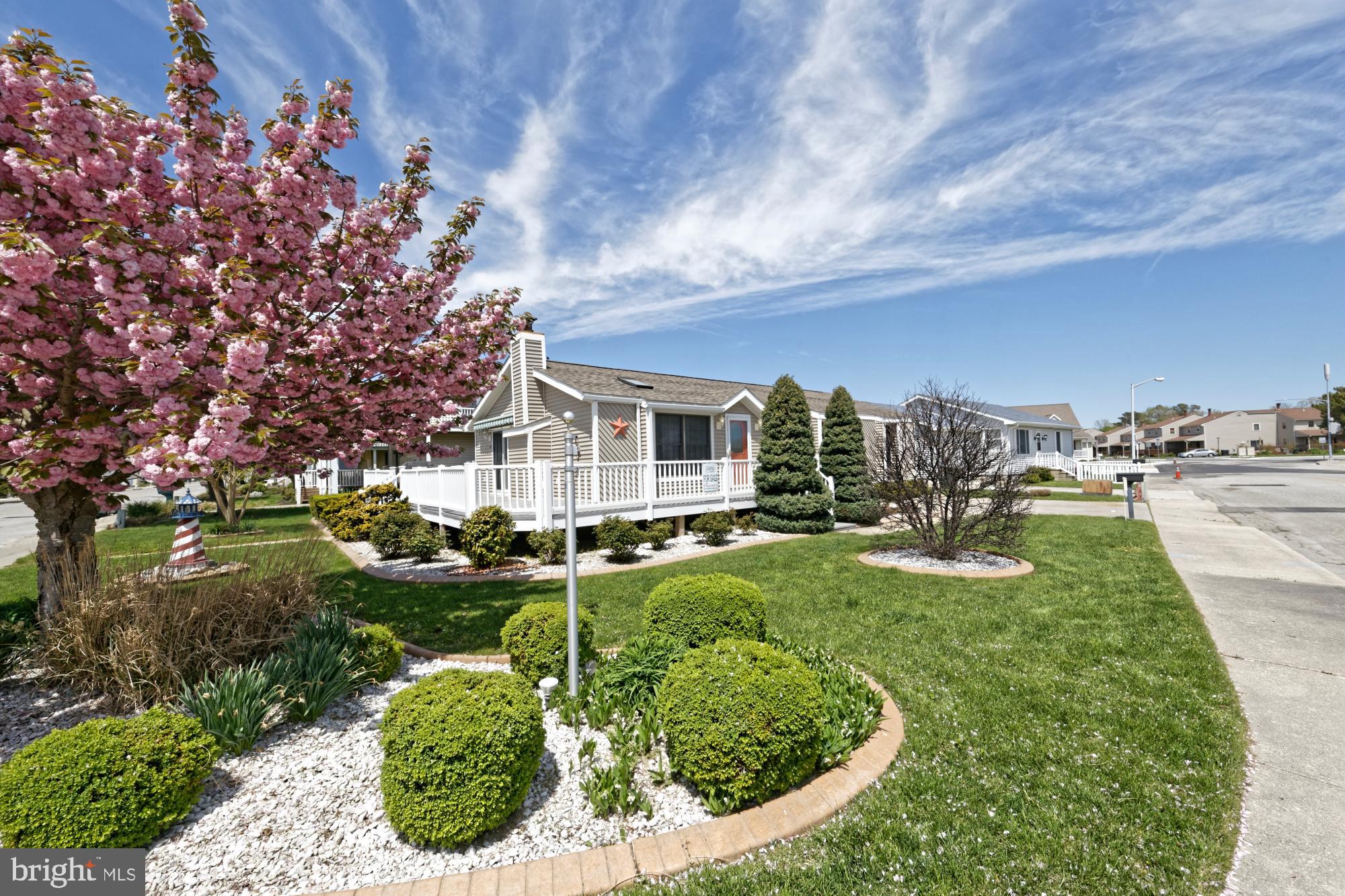 500 South Surf Road Ocean City, MD 21842 - Photo 2 of 27 Corner