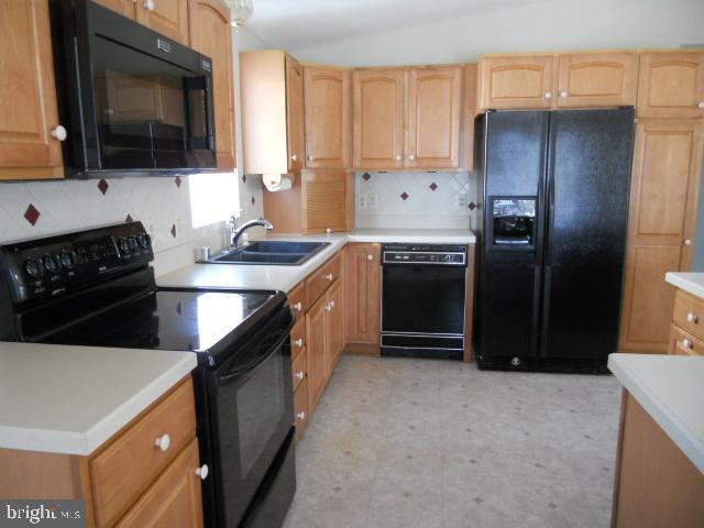 500 South Surf Road Ocean City, MD 21842 - Photo 10 of 27 Kitchen view 2