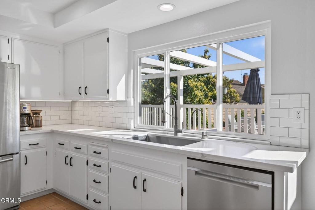 10696 Loma Vista Road Ventura, CA 93004 - Photo 24 of 39