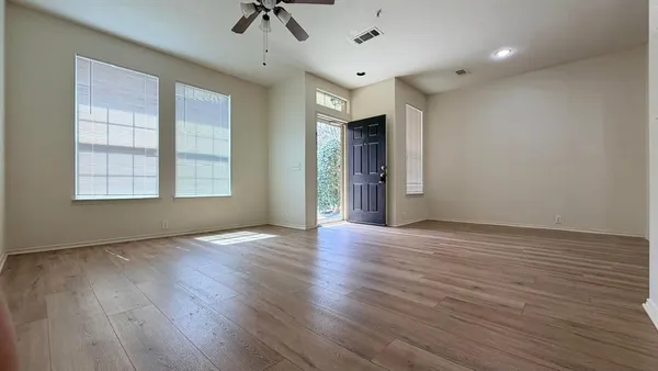 $2,300 | 2205 Stoneleigh Place, McKinney, TX 75071