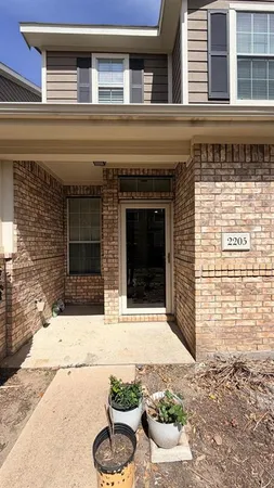 $2,300 | 2205 Stoneleigh Place, McKinney, TX 75071
