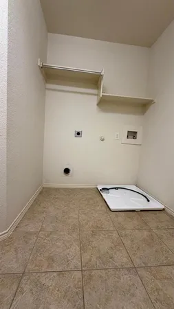 $2,300 | 2205 Stoneleigh Place, McKinney, TX 75071