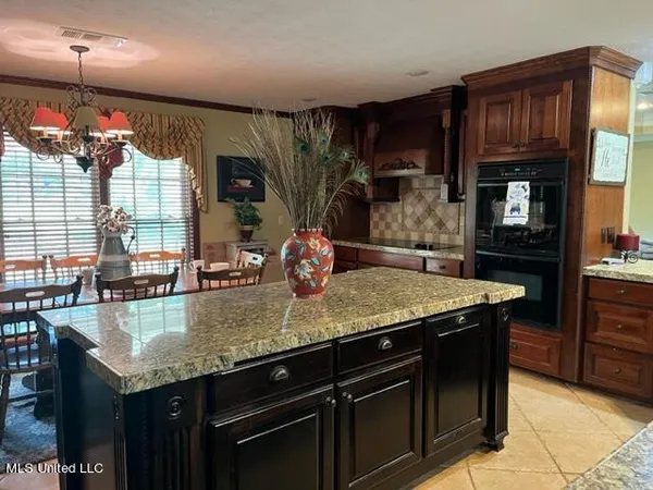 $299,000 | 1360 Airport Road, Magee, MS 39111