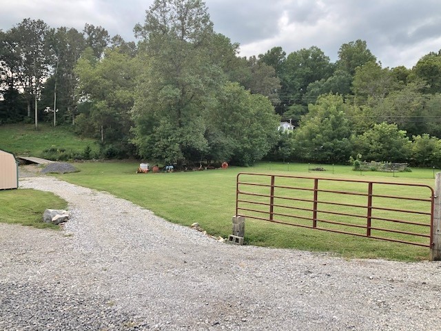 411 Robinson Road McMinnville, TN 37110 - Photo 7 of 28 Gallery Image 7