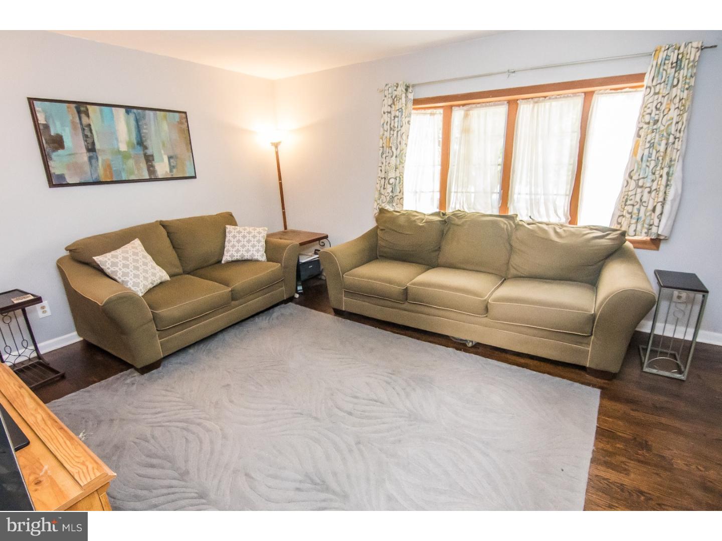 29 Collins Road Mercerville, NJ 08619 - Photo 4 of 25
