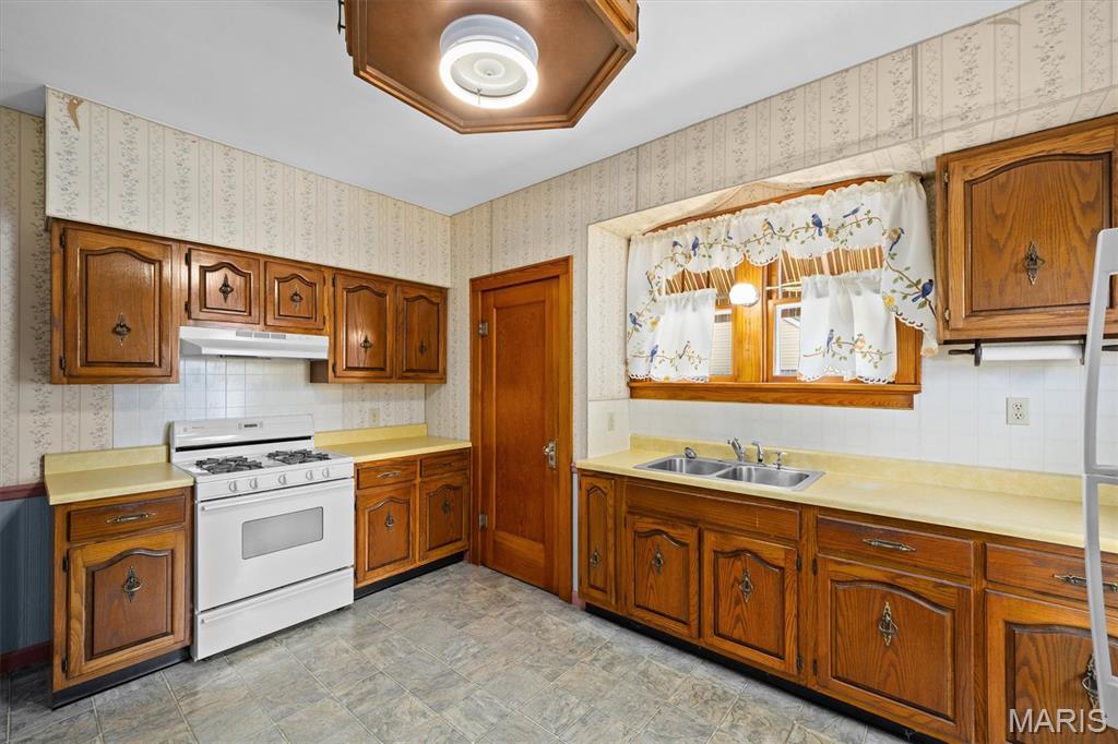 409 East Main Street Alhambra, IL 62001 - Photo 23 of 49 Gallery Image 23