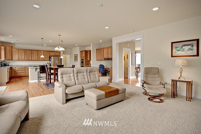 4333 219th Street Southeast Bothell, WA 98021 - Photo 3 of 24