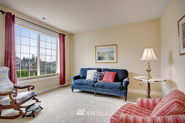 4333 219th Street Southeast Bothell, WA 98021 - Photo 7 of 24