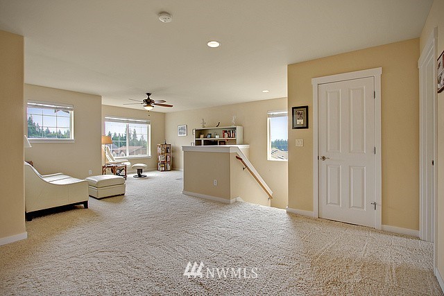 4333 219th Street Southeast Bothell, WA 98021 - Photo 9 of 24