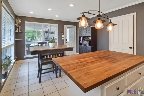 $275,000 | 17190 North Lake Drive, Prairieville, LA 70769