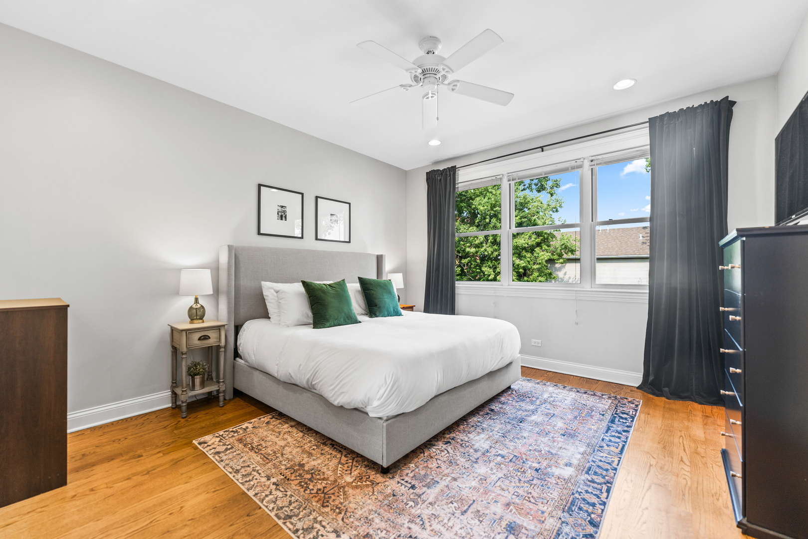 2060 North Stave Street, Unit 2 Chicago, IL 60647 - Photo 14 of 31