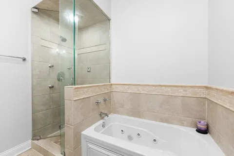 $925,000 | 2060 North Stave Street, Unit 2, Chicago, IL 60647