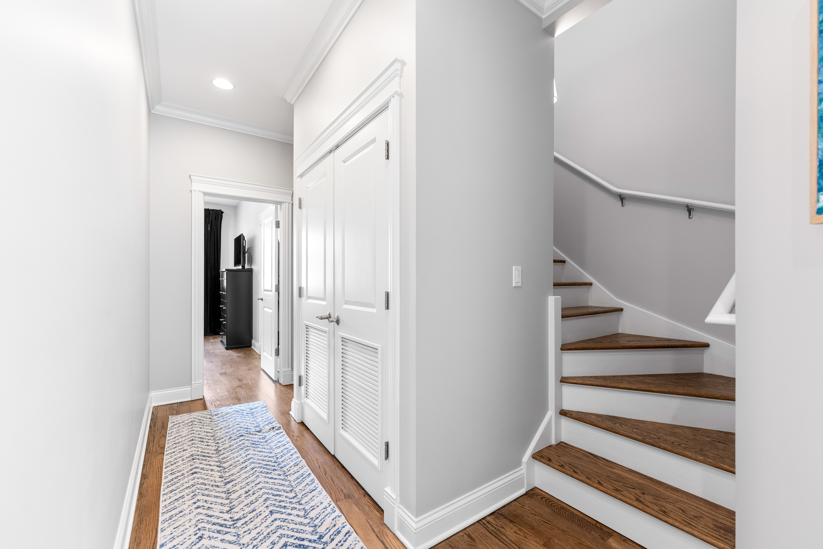 2060 North Stave Street, Unit 2 Chicago, IL 60647 - Photo 20 of 31