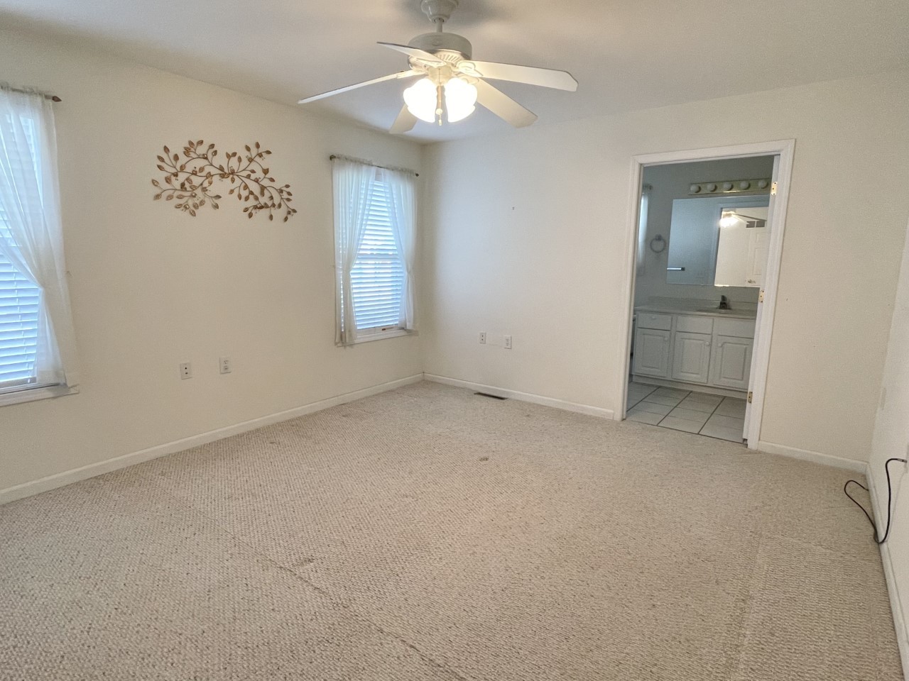 3219 Becker Drive Peru, IL 61354 - Photo 13 of 17 a view of an empty room with a window