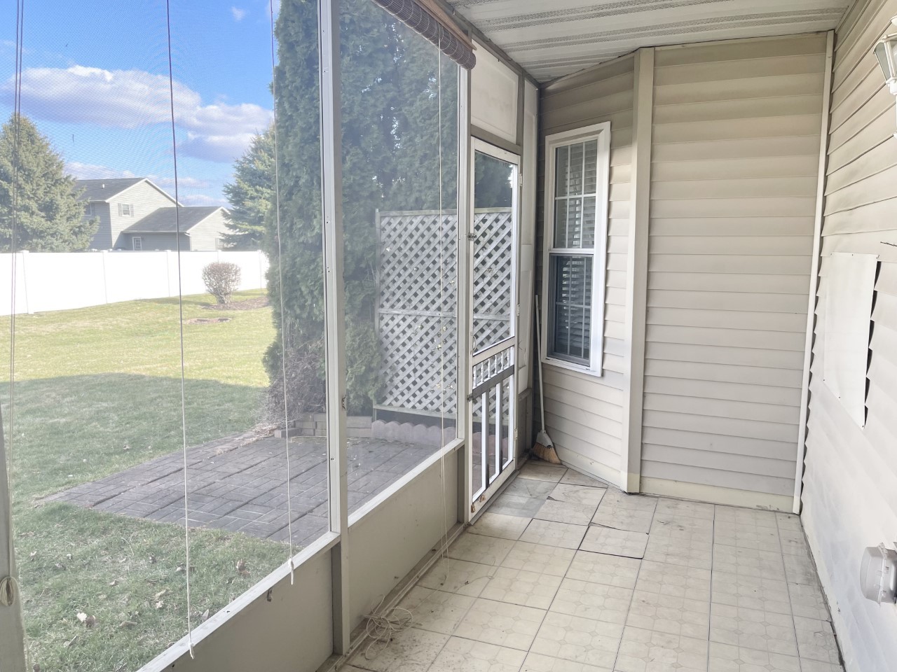 3219 Becker Drive Peru, IL 61354 - Photo 17 of 17 a bathroom with a bathtub and shower