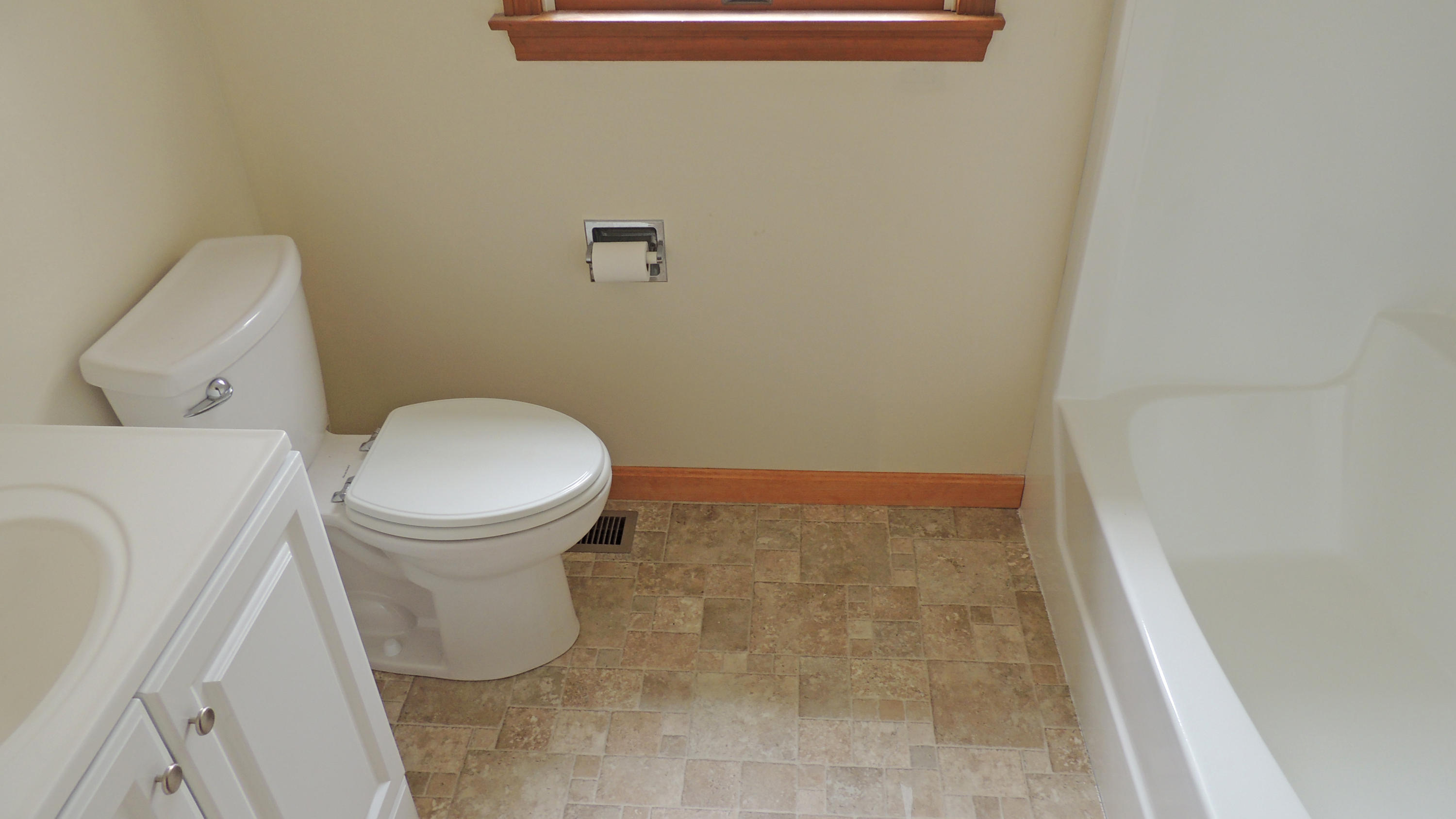 231 Pleasant Bay Road Harwich, MA 02645 - Photo 7 of 20 MAIN FLOOR BATH