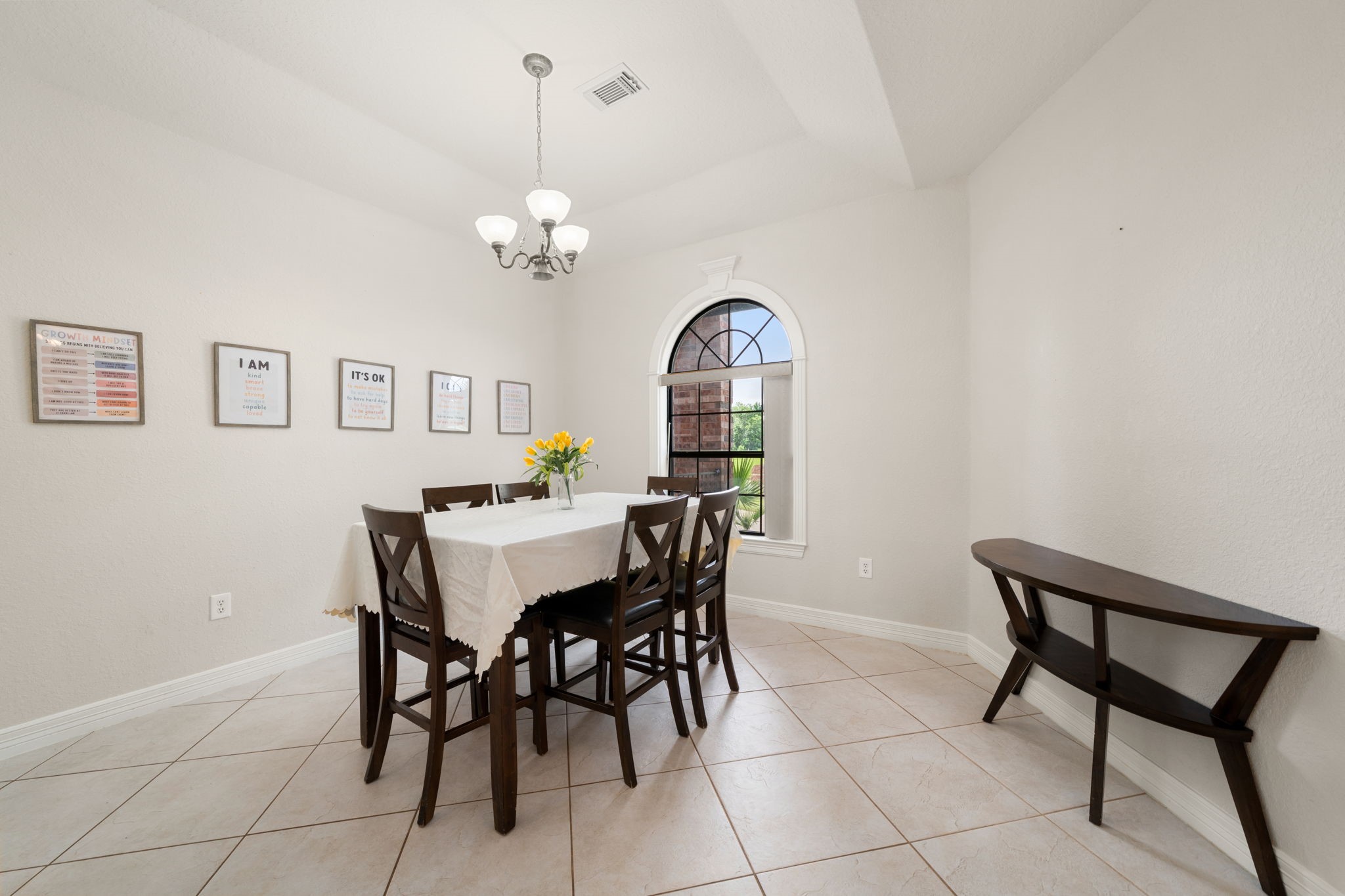208 Tracy Street Angleton, TX 77515 - Photo 14 of 48
