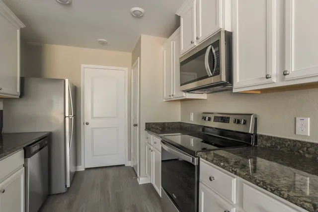 $1,850 | 27084 Leonardo Drive, Magnolia, TX 77355