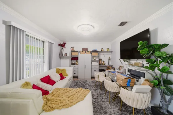 $3,200 | 4202 Black Locust Drive, Houston, TX 77088