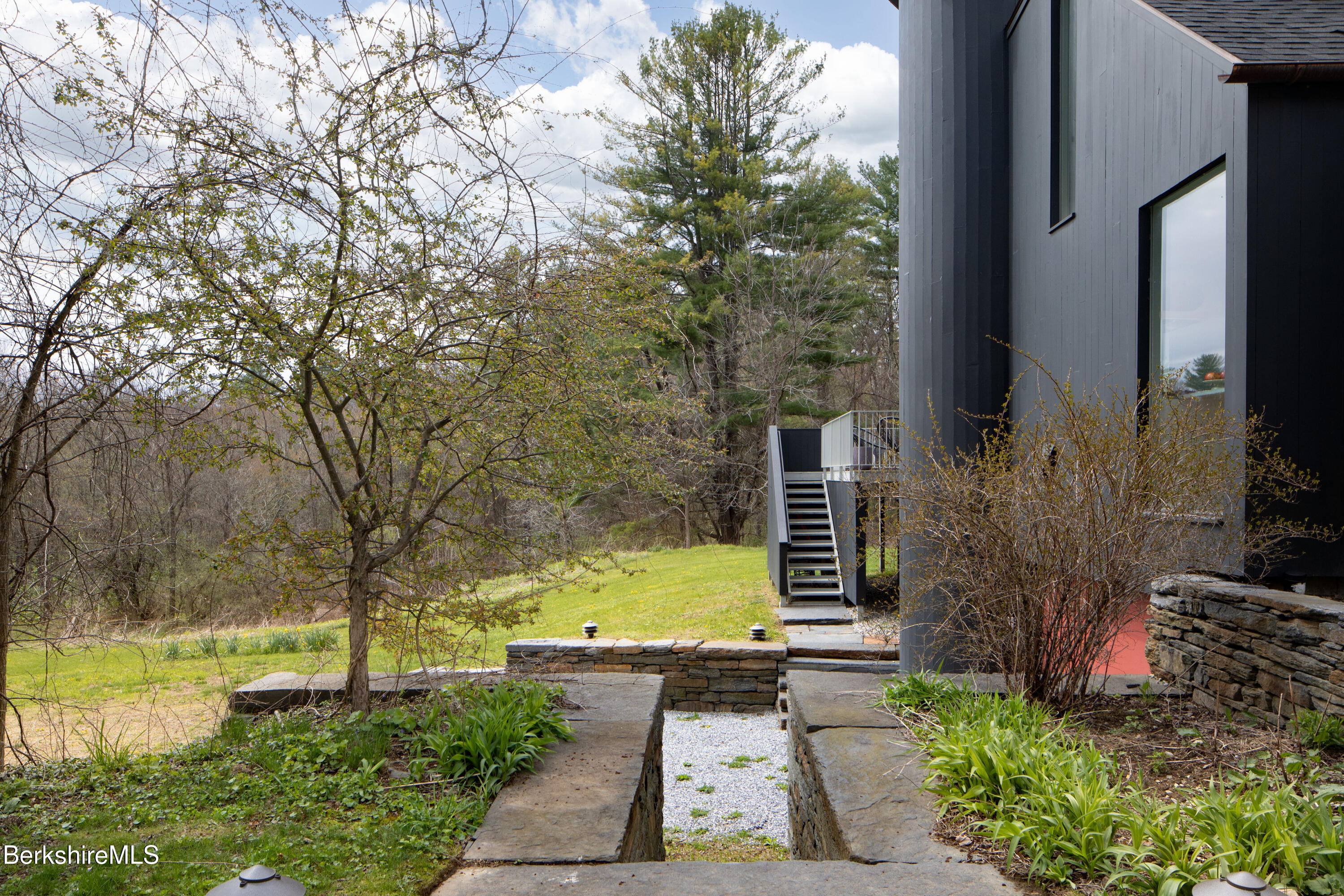 856 Barnum Street Sheffield, MA 01257 - Photo 32 of 34 Outside