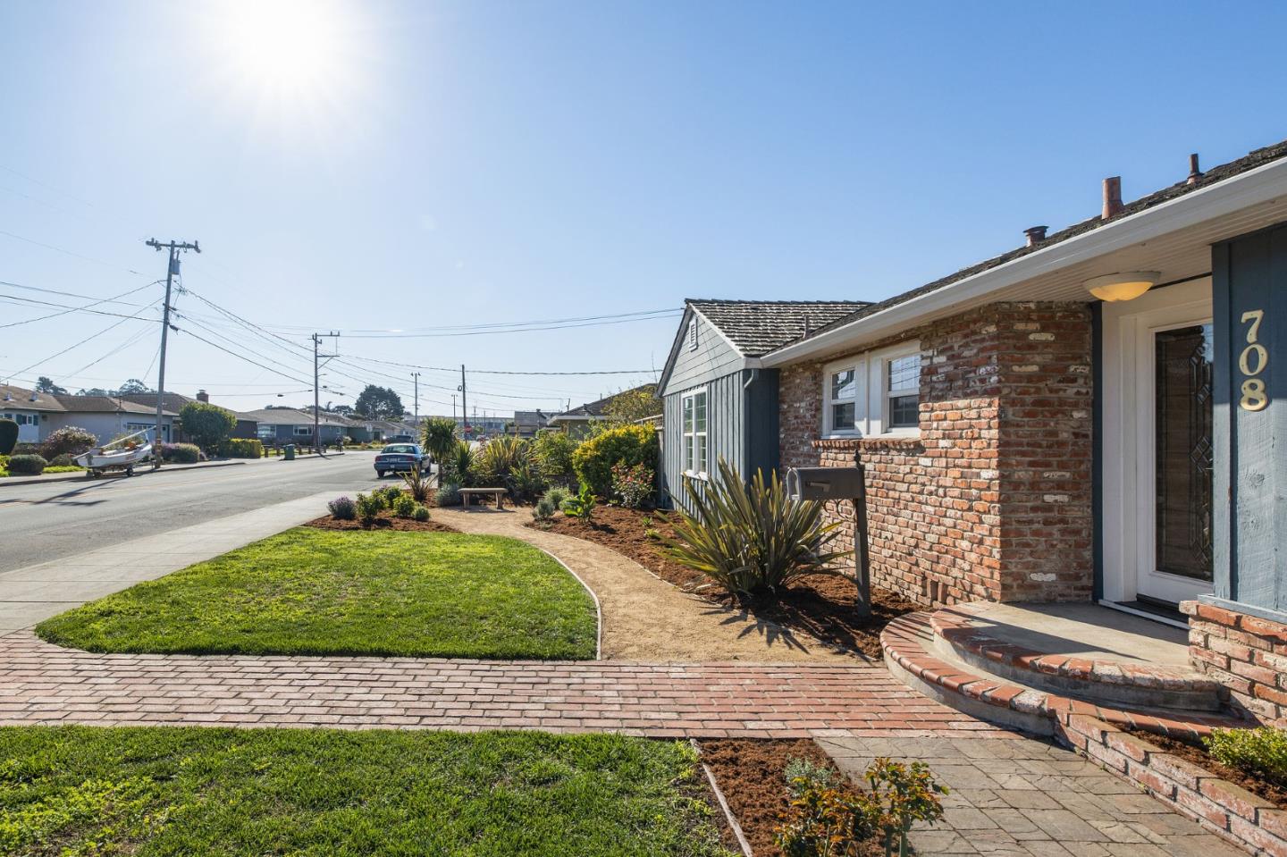 708 Johnston Street Half Moon Bay, CA 94019 - Photo 32 of 41 a front view of a house with garden
