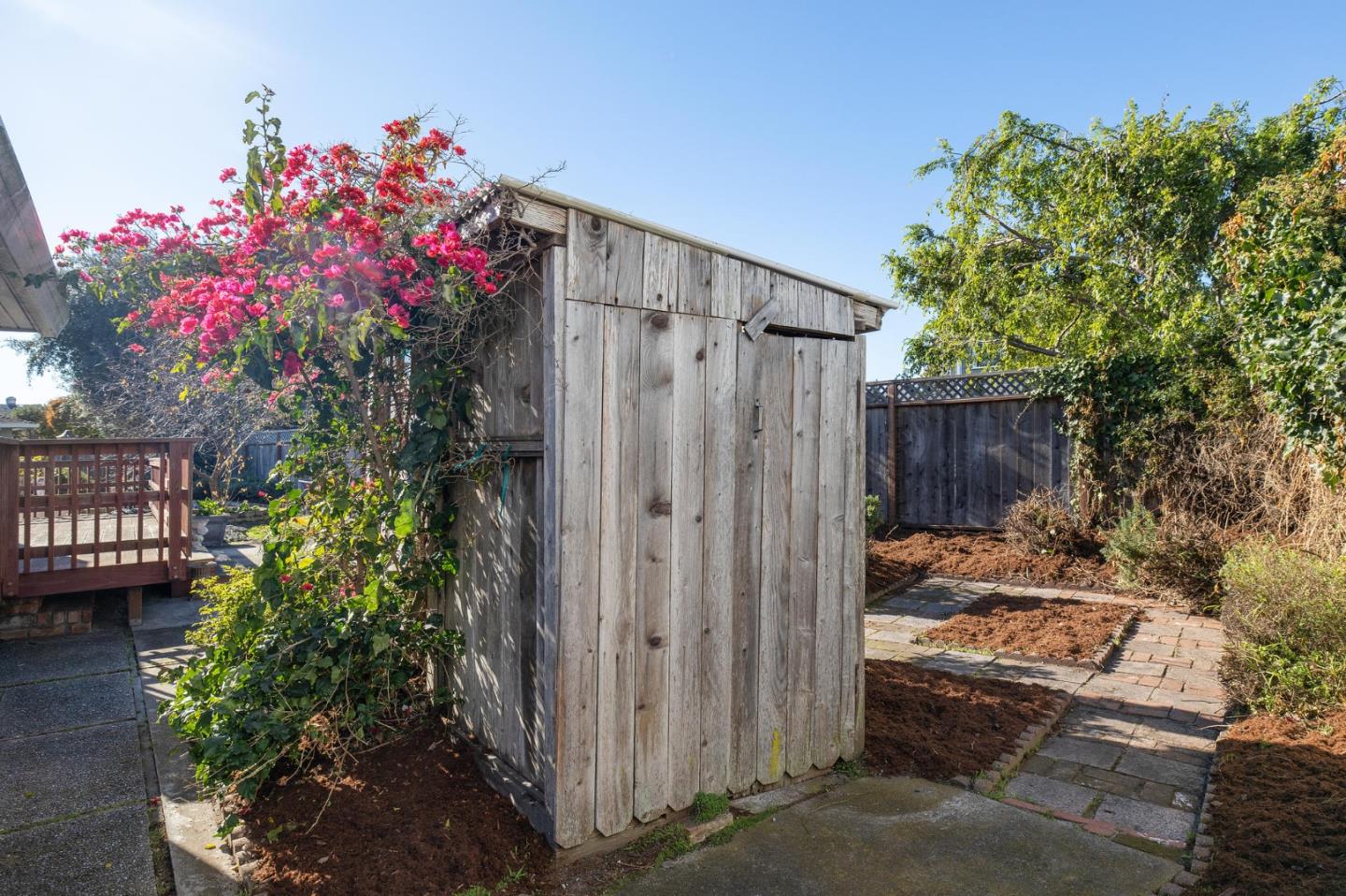 708 Johnston Street Half Moon Bay, CA 94019 - Photo 40 of 41 a view of small garden