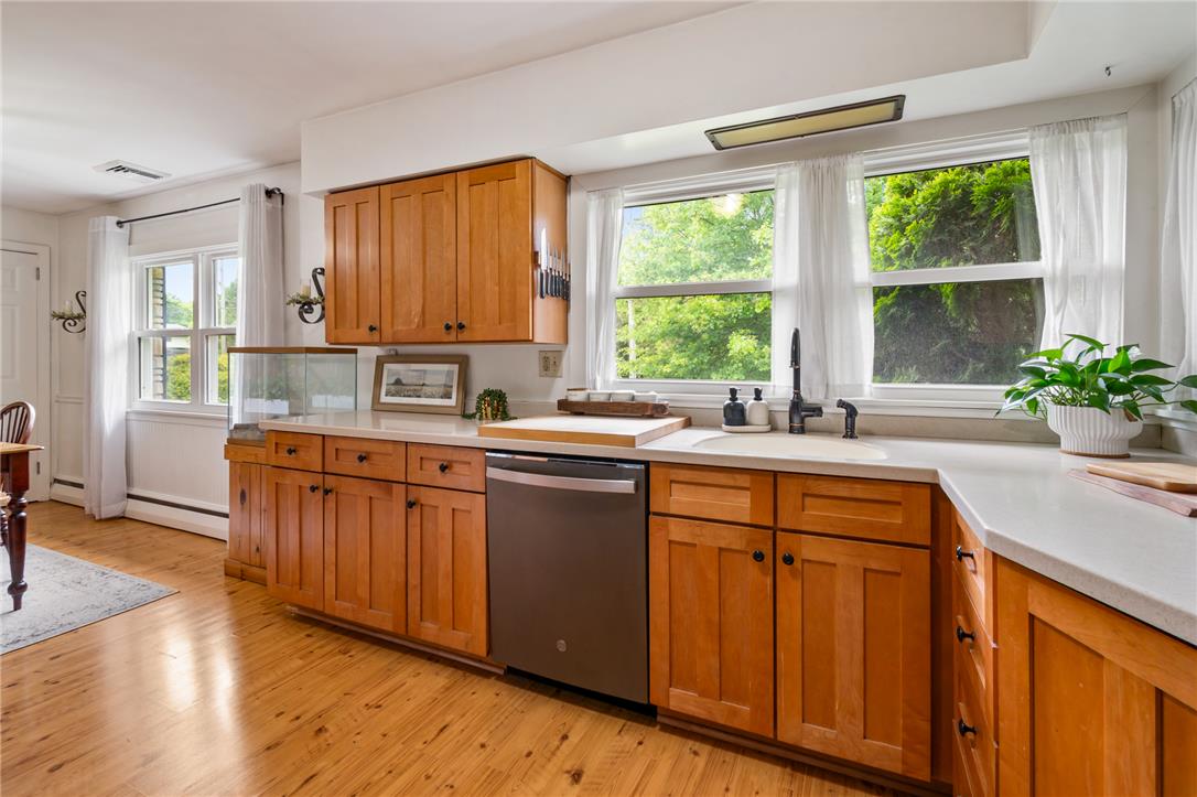 561 West Cherry Road Quakertown, PA 18951 - Photo 6 of 39 Gallery Image 6