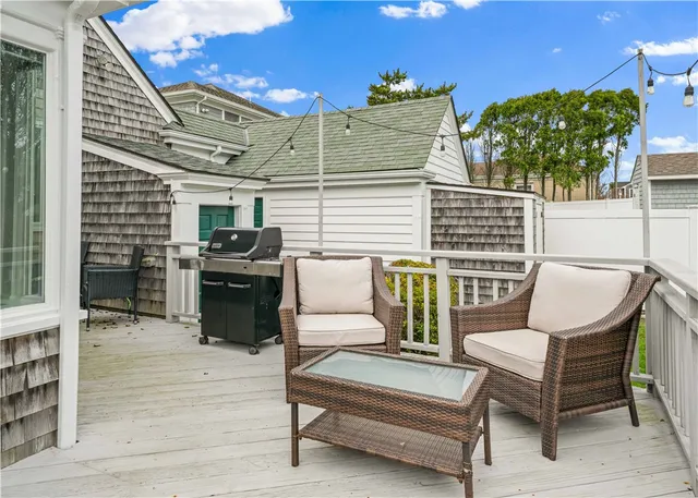 $35,000 | 112 Esplanade, Middletown, RI 02842