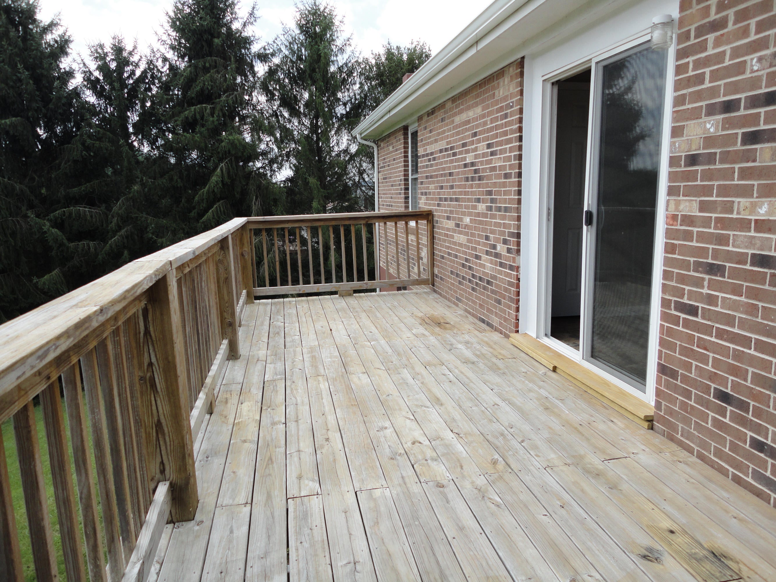 8 Boggs Road Alderson, WV 24910 - Photo 11 of 13 Gallery Image 11