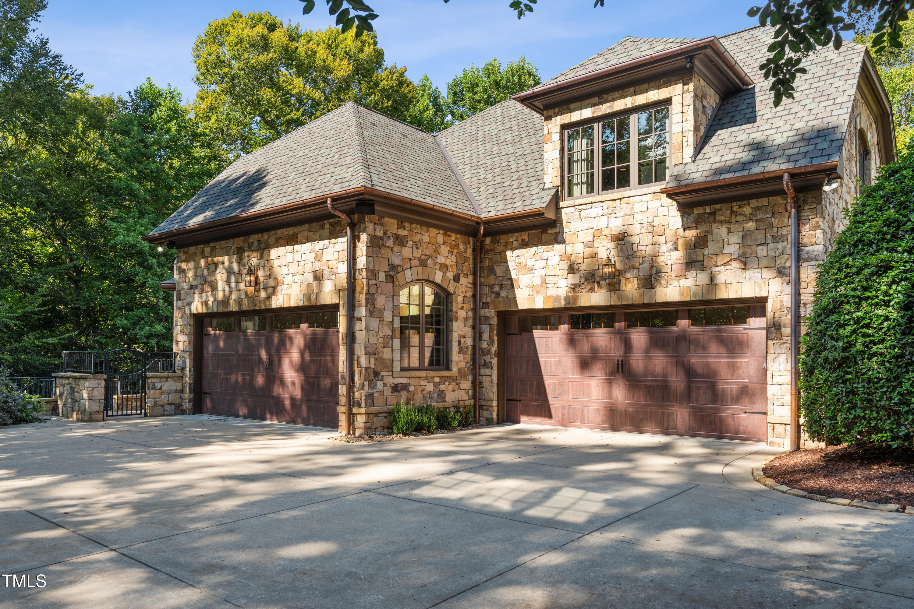11213 Jonas Ridge Lane Raleigh, NC 27613 - Photo 88 of 91 a front view of a house with a garden