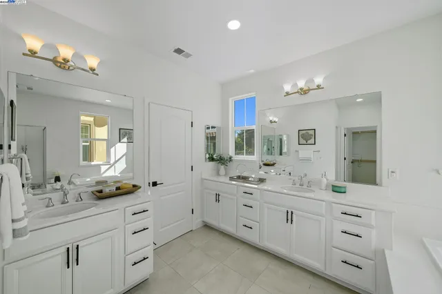 $1,590,000 | 3005 Vittoria Loop, Dublin, CA 94568