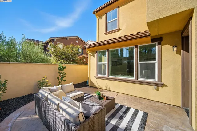 $1,590,000 | 3005 Vittoria Loop, Dublin, CA 94568