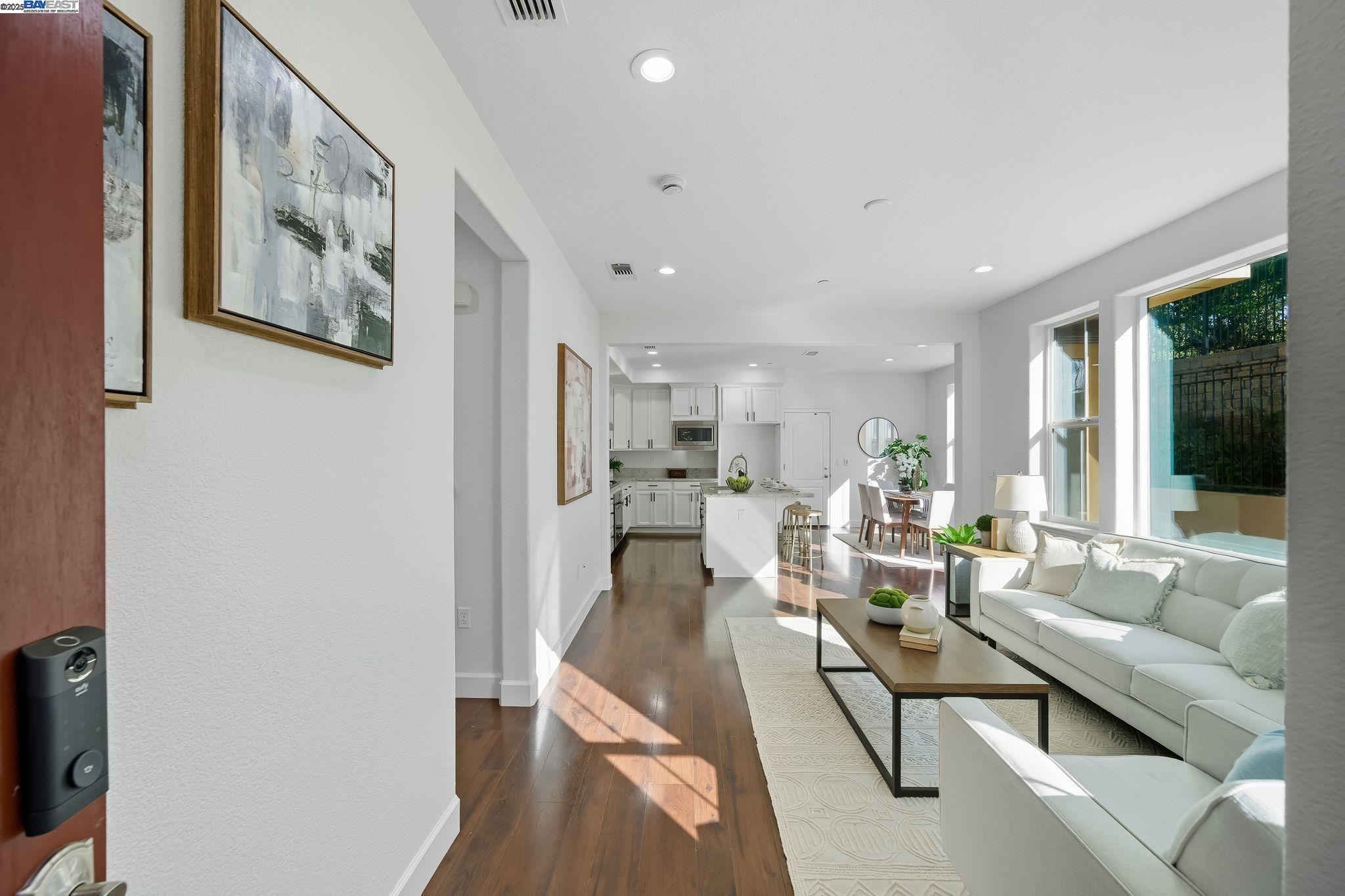 3005 Vittoria Loop Dublin, CA 94568 - Photo 6 of 37