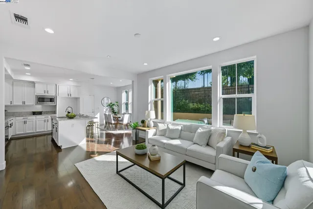 $1,590,000 | 3005 Vittoria Loop, Dublin, CA 94568