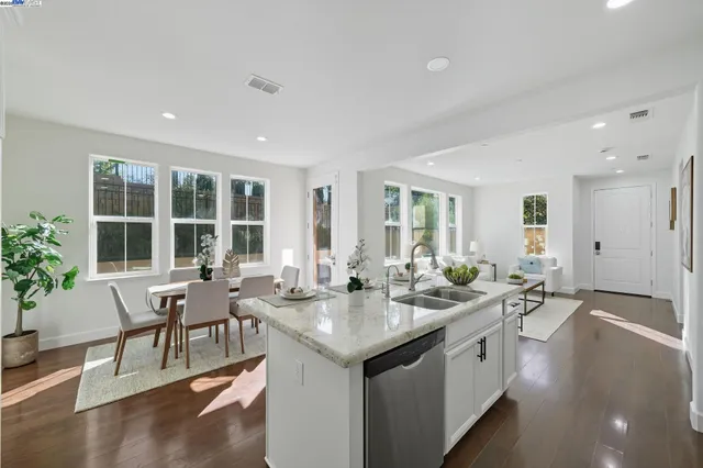 $1,590,000 | 3005 Vittoria Loop, Dublin, CA 94568