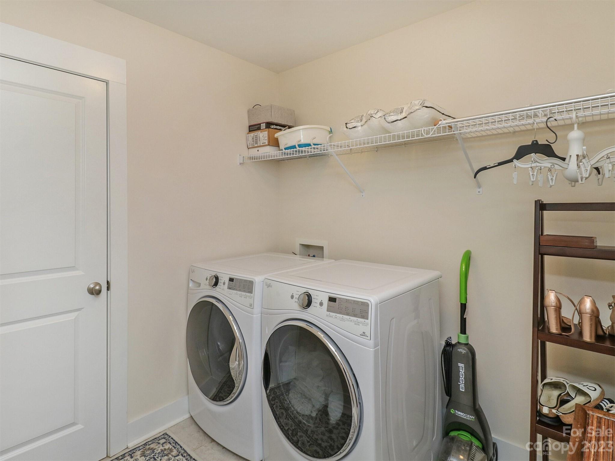 2634 Double Oaks Road Charlotte, NC 28206 - Photo 23 of 48 a utility room with dryer and washer