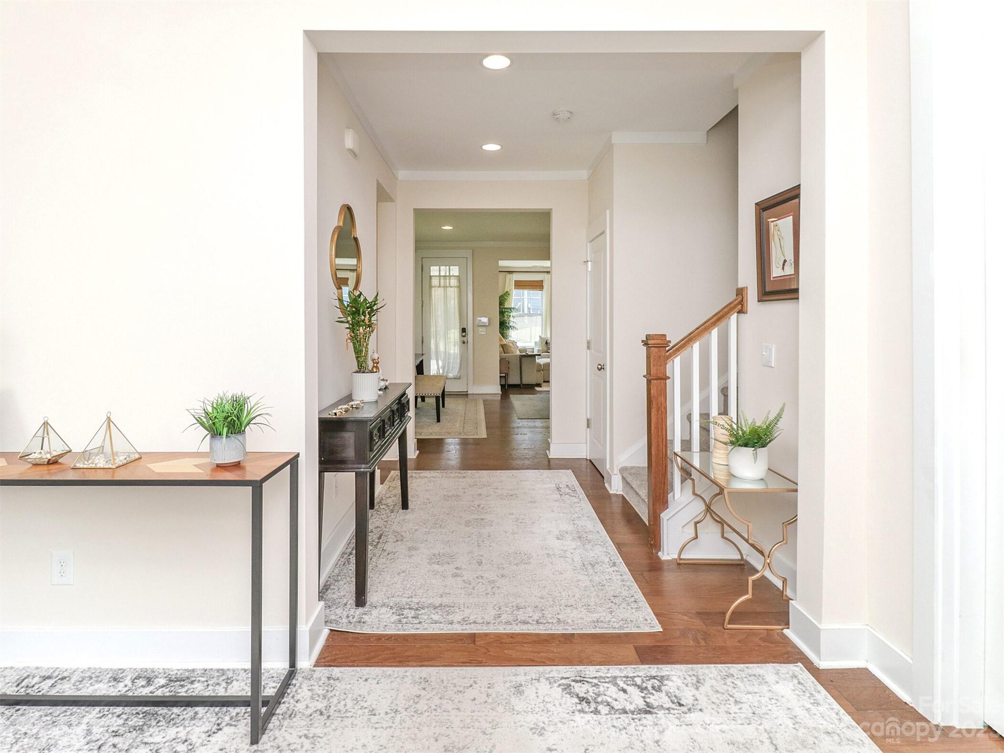 2634 Double Oaks Road Charlotte, NC 28206 - Photo 5 of 48 a view interior of the house and dining room