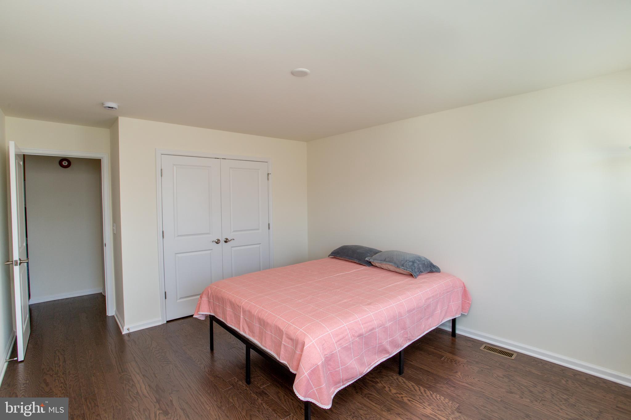 44 Parry Way Warminster, PA 18974 - Photo 18 of 36 Bedroom 3