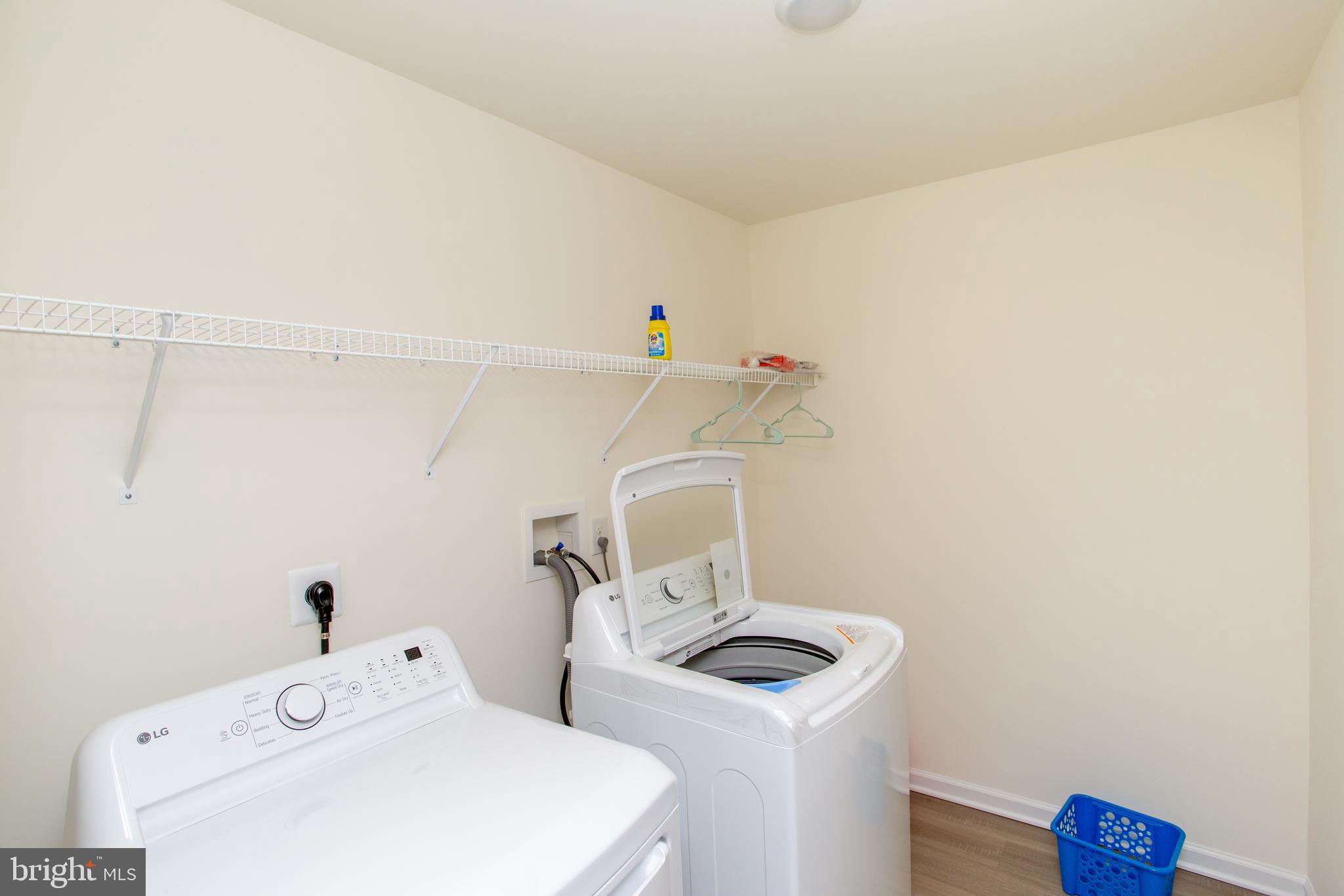 44 Parry Way Warminster, PA 18974 - Photo 21 of 36 Laundry