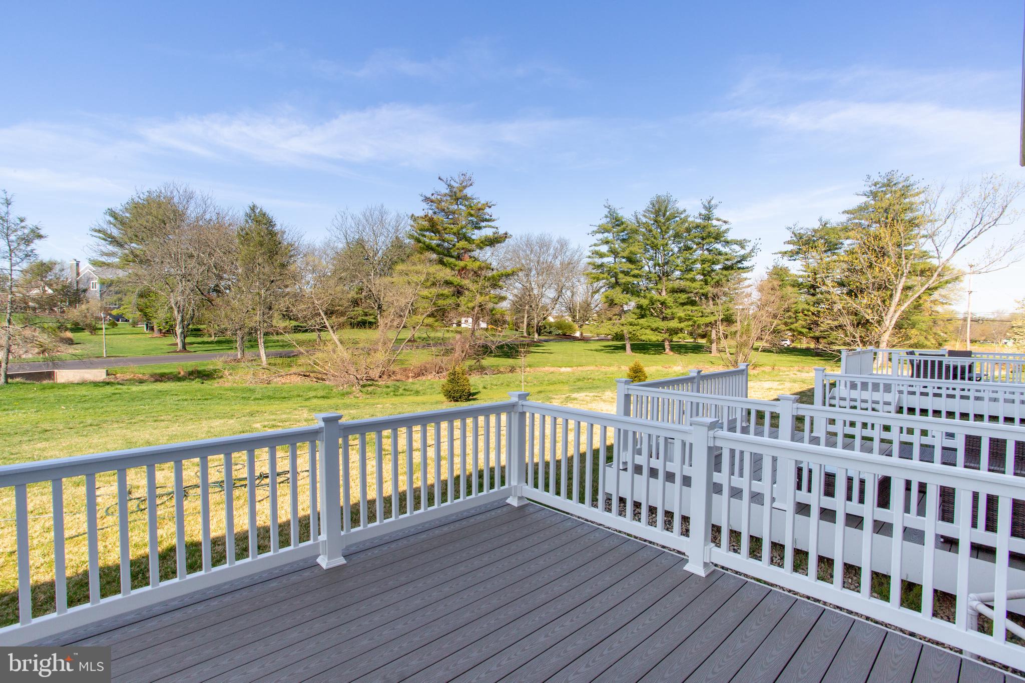 44 Parry Way Warminster, PA 18974 - Photo 25 of 36 Deck View