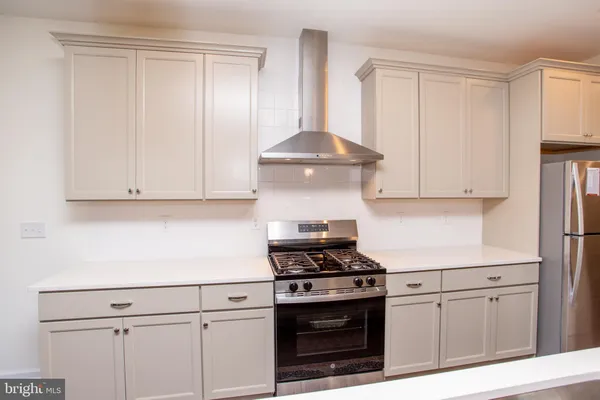 $734,900 | 44 Parry Way, Warminster, PA 18974