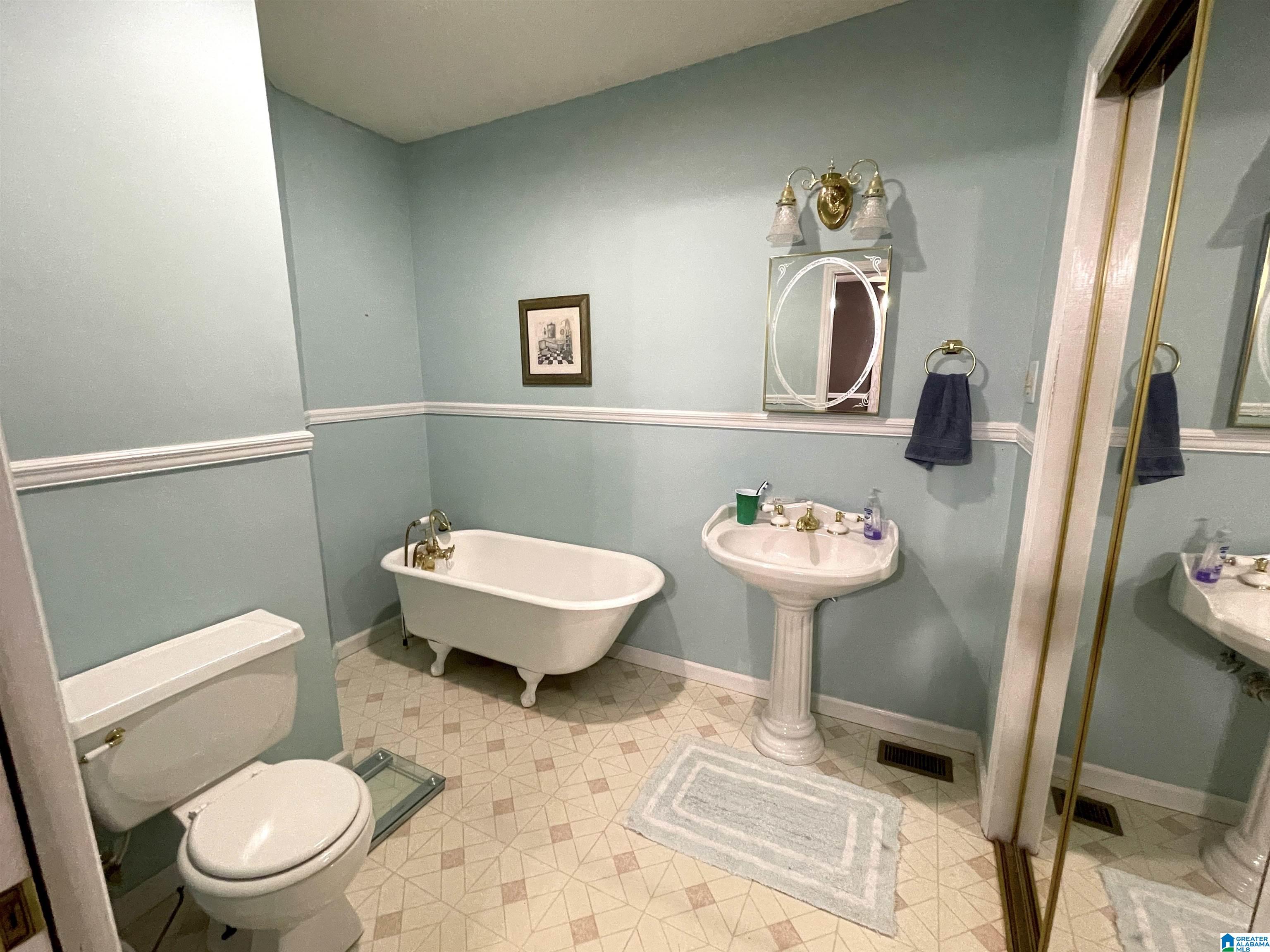 2023 Brookside Coalburg Road Birmingham, AL 35214 - Photo 42 of 51