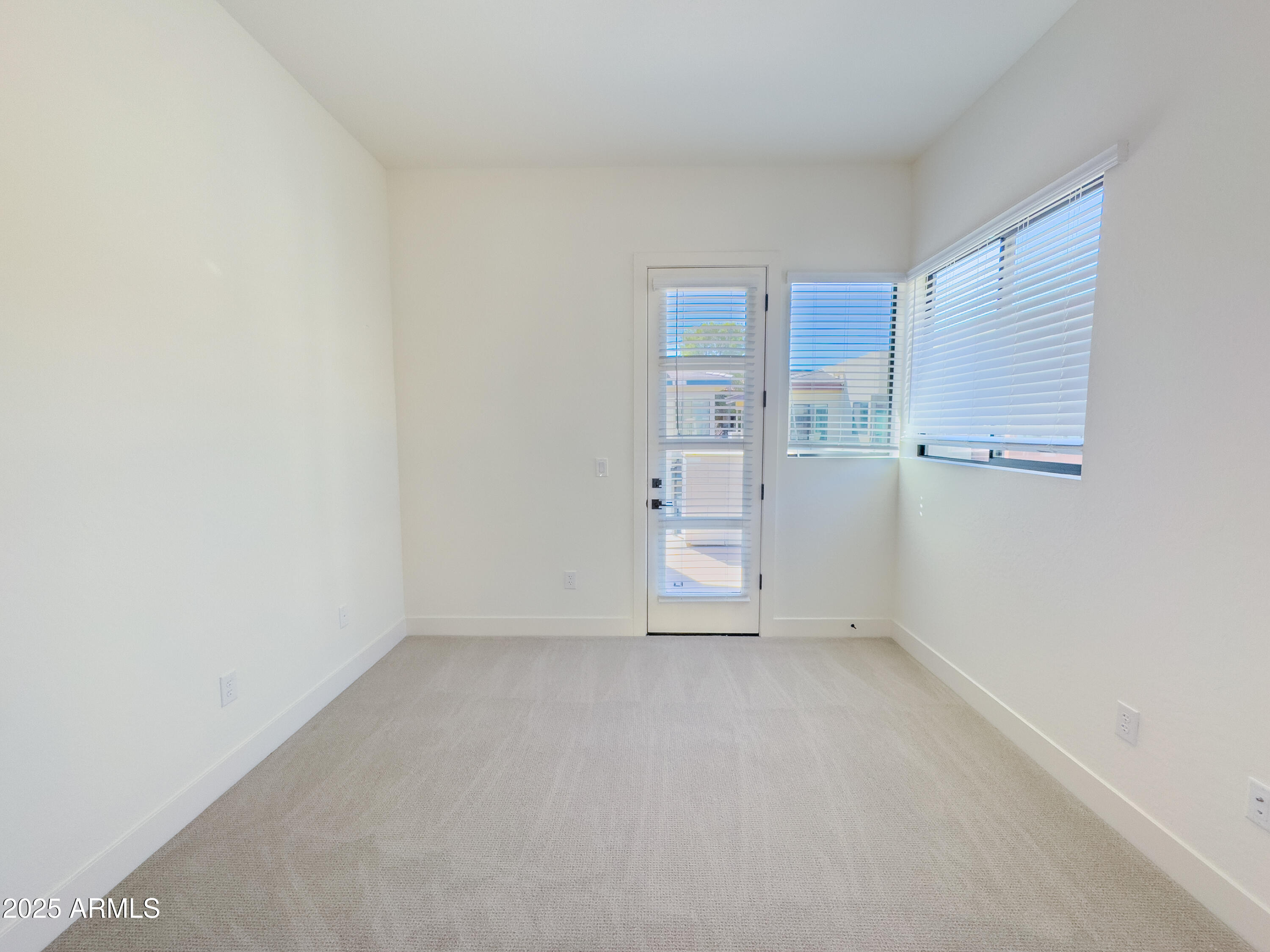 1 Easy Street, Unit 11 Carefree, AZ 85377 - Photo 19 of 40 Office/Den