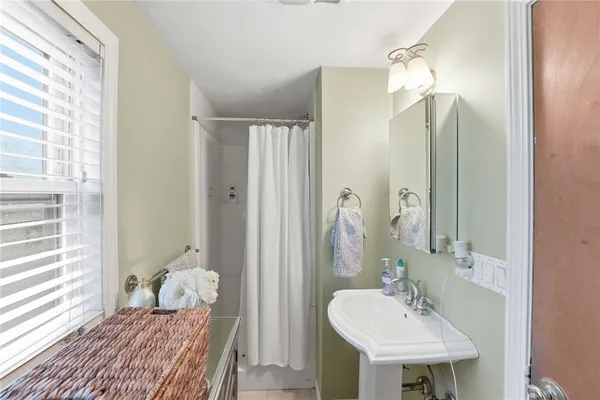 $875,000 | 2 Wilson Street, Bristol, RI 02809