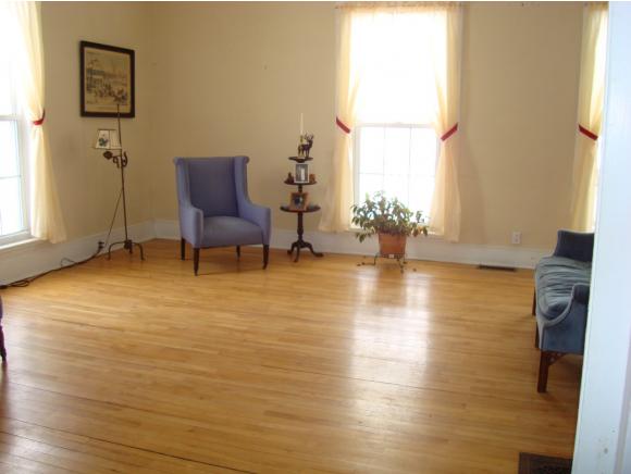 75 Middle Street Lancaster, NH 03584 - Photo 3 of 15 Gallery Image 3