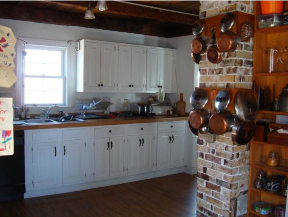 75 Middle Street Lancaster, NH 03584 - Photo 4 of 15 Gallery Image 4
