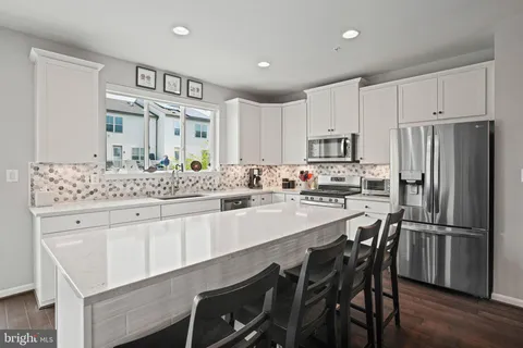 $550,000 | 23 Burlwood Drive, Millersville, MD 21108