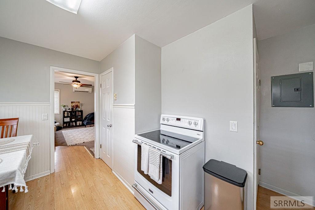 318 South 3rd West Rexburg, ID 83440 - Photo 11 of 43