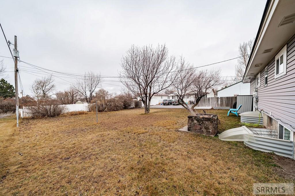 318 South 3rd West Rexburg, ID 83440 - Photo 42 of 43