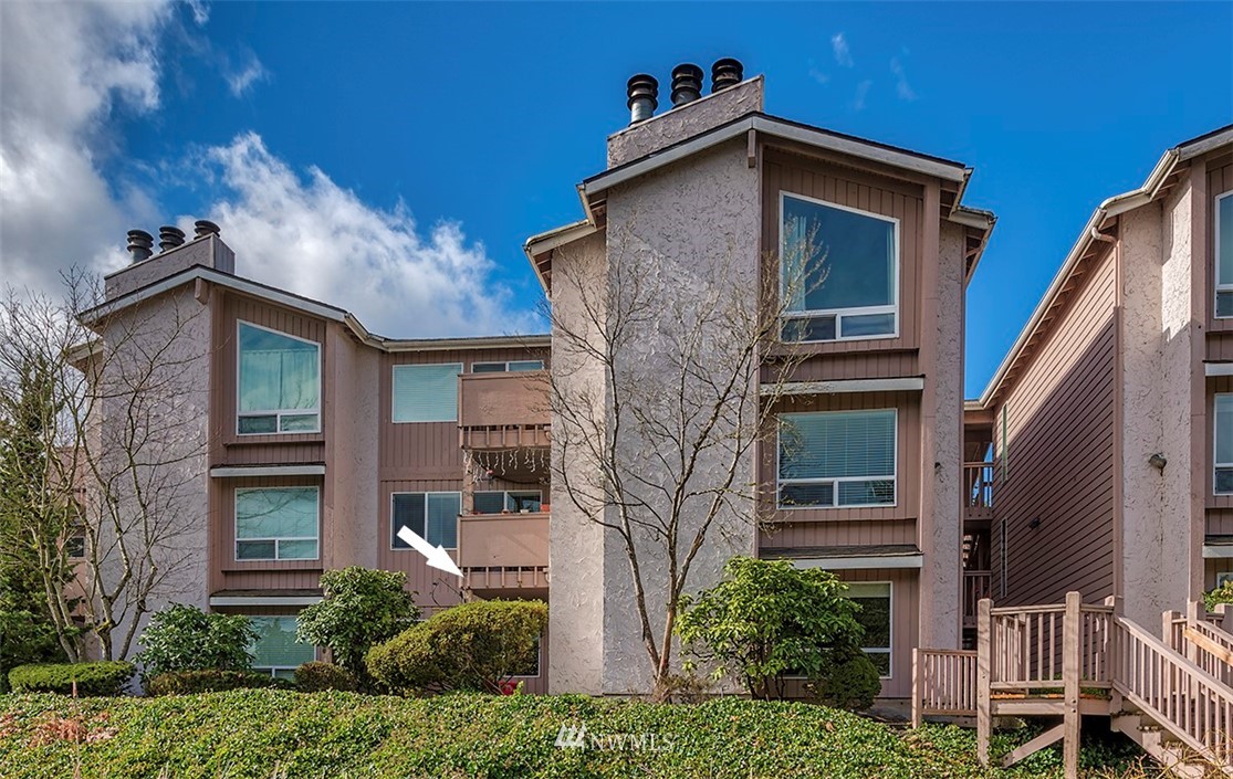 7577 Old Redmond Road, Unit 4 Redmond, WA 98052 - Photo 1 of 15